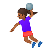 🤾🏾‍♀️ Emoji Handballspielerin: mitteldunkle Hautfarbe Google Android 8.0.