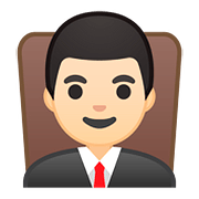 👨🏻‍⚖️ Emoji Juiz: Pele Clara na Google Android 8.1.