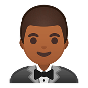 Emoji 🤵🏾 Persona In Smoking: Carnagione Abbastanza Scura su Google Android 8.1.