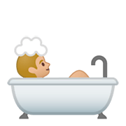 🛀🏼 Emoji Persona En La Bañera: Tono De Piel Claro Medio en Google Android 9.0.