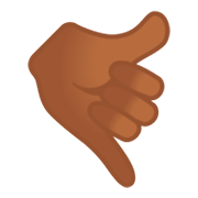 🤙🏾 Emoji Sinal «me Liga»: Pele Morena Escura na Google Android 9.0.