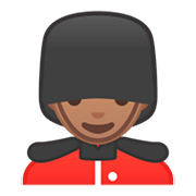 Emoji 💂🏽 Guardia: Carnagione Olivastra su Google Android 9.0.