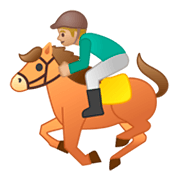 Emoji 🏇🏼 Ippica: Carnagione Abbastanza Chiara su Google Android 9.0.