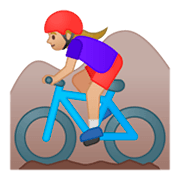 🚵🏼‍♀️ Emoji Mulher Fazendo Mountain Bike: Pele Morena Clara na Google Android 9.0.