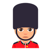 💂🏼‍♂️ Emoji Guardia Hombre: Tono De Piel Claro Medio en JoyPixels 3.0.