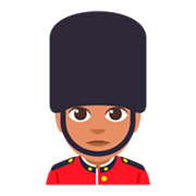 Emoji 💂🏽‍♂️ Guardia Uomo: Carnagione Olivastra su JoyPixels 3.0.