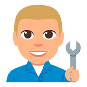 👨🏼‍🔧 Emoji Mechaniker: mittelhelle Hautfarbe JoyPixels 3.0.