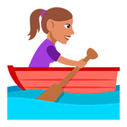 🚣🏽‍♀️ Emoji Mujer Remando En Un Bote: Tono De Piel Medio en JoyPixels 3.0.