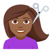 💇🏾 Emoji Pessoa Cortando O Cabelo: Pele Morena Escura na JoyPixels 4.0.