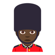 Emoji 💂🏿‍♂️ Guardia Uomo: Carnagione Scura su JoyPixels 4.0.