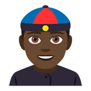 👲🏿 Emoji Mann mit chinesischem Hut: dunkle Hautfarbe JoyPixels 4.0.
