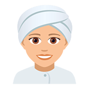 👳🏼‍♀️ Emoji Mulher Com Turbante: Pele Morena Clara na JoyPixels 5.0.