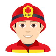 👨🏻‍🚒 Emoji Feuerwehrmann: helle Hautfarbe JoyPixels 5.5.
