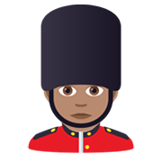 Emoji 💂🏽‍♂️ Guardia Uomo: Carnagione Olivastra su JoyPixels 5.5.