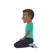 🧎🏾‍♂️ Emoji Homem Ajoelhando: Pele Morena Escura na JoyPixels 5.5.