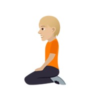 🧎🏼 Emoji Persona De Rodillas: Tono De Piel Claro Medio en JoyPixels 5.5.