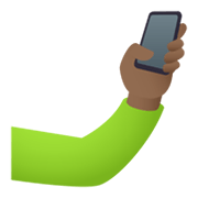 Emoji 🤳🏾 Selfie: Carnagione Abbastanza Scura su JoyPixels 5.5.