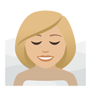 🧖🏼‍♀️ Emoji Frau in Dampfsauna: mittelhelle Hautfarbe JoyPixels 5.5.