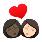 👩🏿‍❤️‍💋‍👩🏻 Emoji Beijo - Mulher: Pele Escura, Mulher: Pele Clara na JoyPixels 6.5.
