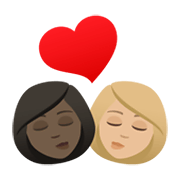 👩🏿‍❤️‍💋‍👩🏼 Emoji sich küssendes Paar - Frau: dunkle Hautfarbe, Frau: mittelhelle Hautfarbe JoyPixels 6.5.