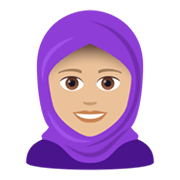 🧕🏼 Emoji Frau mit Kopftuch: mittelhelle Hautfarbe JoyPixels 6.5.