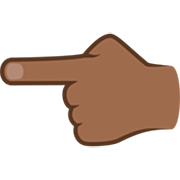 👈🏾 Emoji Dorso Da Mão Com Dedo Indicador Apontando Para A Esquerda: Pele Morena Escura na JoyPixels 7.0.