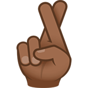 🤞🏾 Emoji Dedos Cruzados: Pele Morena Escura na JoyPixels 7.0.