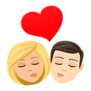 👩🏼‍❤️‍💋‍👨🏻 Emoji Beso - Mujer: Tono De Piel Claro Medio, Hombre: Tono De Piel Claro en JoyPixels 7.0.