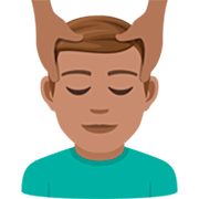 💆🏽‍♂️ Emoji Mann, der eine Kopfmassage bekommt: mittlere Hautfarbe JoyPixels 7.0.