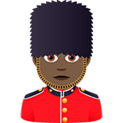 Emoji 💂🏿‍♂️ Guardia Uomo: Carnagione Scura su JoyPixels 7.0.