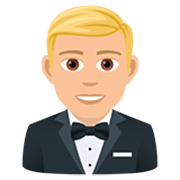 🤵🏼‍♂️ Emoji Homem de smoking: Pele Morena Clara na JoyPixels 7.0.