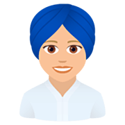 👳🏼‍♀️ Emoji Frau mit Turban: mittelhelle Hautfarbe JoyPixels 7.0.