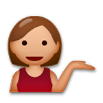 Emoji 💁🏽 Persona Al Punto Informazioni: Carnagione Olivastra su LG G5.