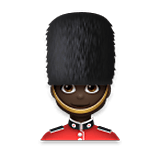 💂🏿‍♂️ Emoji Guarda Homem: Pele Escura na LG Velvet.