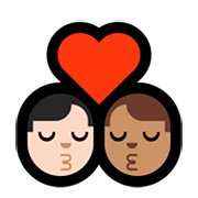 👨🏻‍❤️‍💋‍👨🏽 Emoji sich küssendes Paar - Mann: helle Hautfarbe, Mann: helle Hautfarbe Microsoft Windows 10 April 2018 Update.