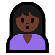 🙎🏿‍♀️ Emoji schmollende Frau: dunkle Hautfarbe Microsoft Windows 10 April 2018 Update.