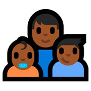 👨🏾‍👶🏾‍👦🏾 Emoji Familia - Hombre, Bebé, Niño: Tono De Piel Oscuro Medio en Microsoft Windows 10 Fall Creators Update.