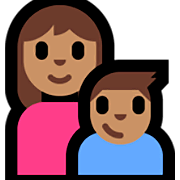 👩🏽‍👦🏽 Emoji Familie - Frau, Junge: mittlere Hautfarbe Microsoft Windows 10 Fall Creators Update.