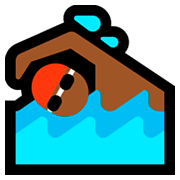 🏊🏾‍♂️ Emoji Homem Nadando: Pele Morena Escura na Microsoft Windows 10 Fall Creators Update.