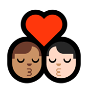 👨🏽‍❤️‍💋‍👨🏻 Emoji sich küssendes Paar - Mann: mittlere Hautfarbe, Mann: helle Hautfarbe Microsoft Windows 10 October 2018 Update.