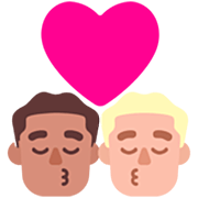 Emoji 👨🏽‍❤️‍💋‍👨🏼 Bacio Tra Coppia - Uomo: Carnagione Olivastra, Uomo: Carnagione Abbastanza Chiara su Microsoft Windows 11 22H2.
