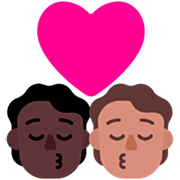Emoji 🧑🏿‍❤️‍💋‍🧑🏽 Bacio Tra Coppia: persona, persona, Carnagione Scura, Carnagione Olivastra su Microsoft Windows 11 22H2.