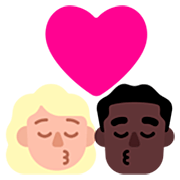 👩🏼‍❤️‍💋‍👨🏿 Emoji sich küssendes Paar - Frau: mittelhelle Hautfarbe, Mann: dunkle Hautfarbe Microsoft Windows 11 22H2.