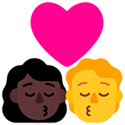 Emoji 👩🏿‍❤️‍💋‍🧑 Bacio Tra Coppia: Donna, persona, Carnagione Scura, Nessun tono della pelle su Microsoft Windows 11 22H2.