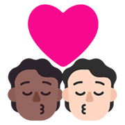 🧑🏾‍❤️‍💋‍🧑🏻 Emoji sich küssendes Paar: Person, Person, mitteldunkle Hautfarbe, helle Hautfarbe Microsoft Windows 11 November 2021 Update.