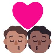 🧑🏽‍❤️‍💋‍🧑🏾 Emoji sich küssendes Paar: Person, Person, mittlere Hautfarbe, mitteldunkle Hautfarbe Microsoft Windows 11 November 2021 Update.