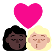 Emoji 👩🏿‍❤️‍💋‍👩🏼 Bacio Tra Coppia - Donna: Carnagione Scura, Donna: Carnagione Abbastanza Chiara su Microsoft Windows 11 November 2021 Update.