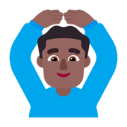 Emoji 🙆🏾‍♂️ Uomo Con Gesto OK: Carnagione Abbastanza Scura su Microsoft Windows 11 November 2021 Update.