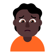 🙍🏿 Emoji Persona Frunciendo El Ceño: Tono De Piel Oscuro en Microsoft Windows 11 November 2021 Update.