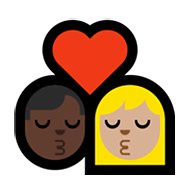 👨🏿‍❤️‍💋‍👩🏼 Emoji sich küssendes Paar - Mann: dunkle Hautfarbe, Frau: mittelhelle Hautfarbe Microsoft Windows 11.